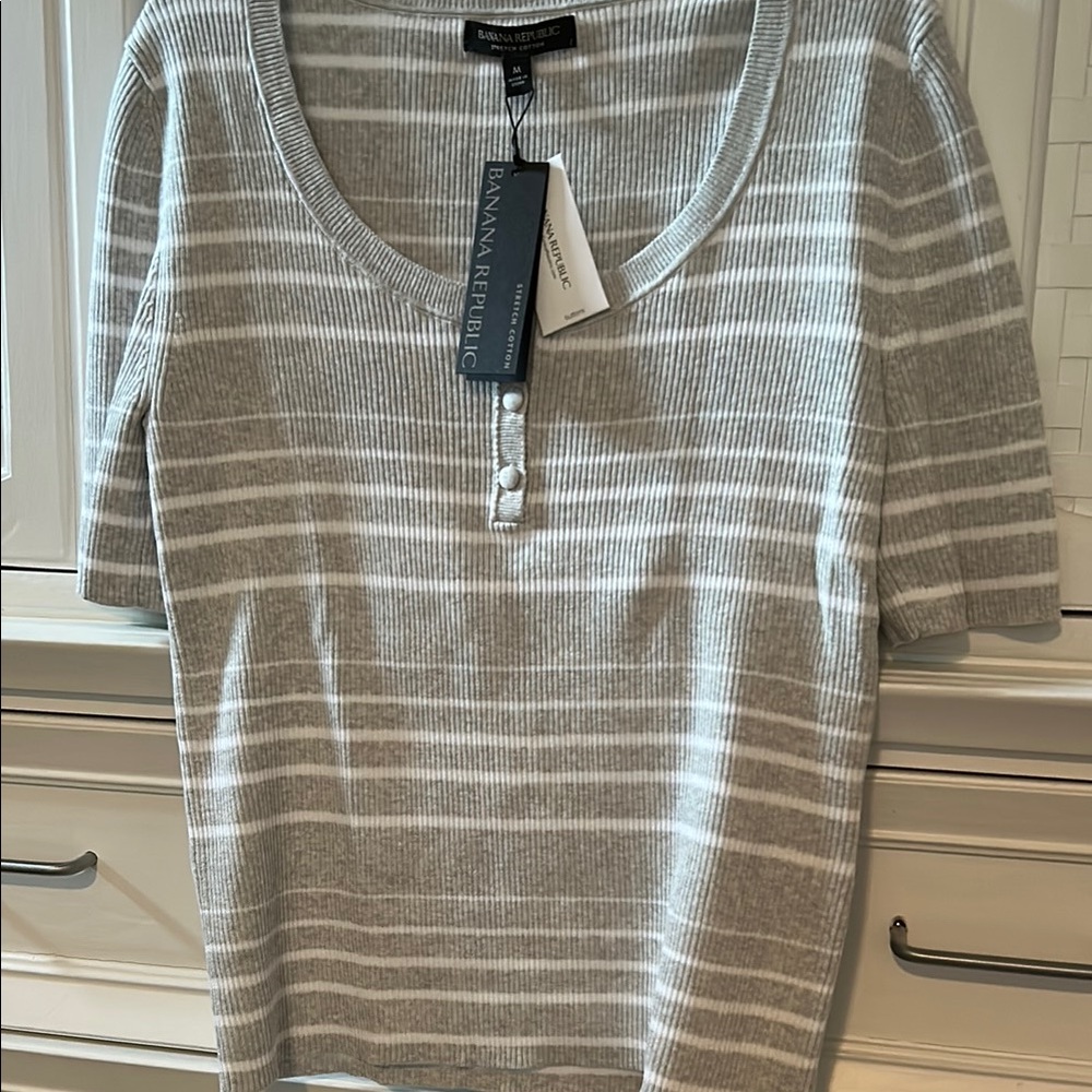 NWT Banana Republic Gray Striped Crew Neck Sweater